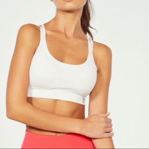 Erin Seamless Sports Bra